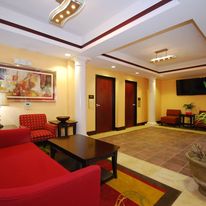 Paradies Inn Suites North Towanda 1