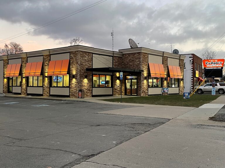 Pudgies Pizza Sayre 1 768x576