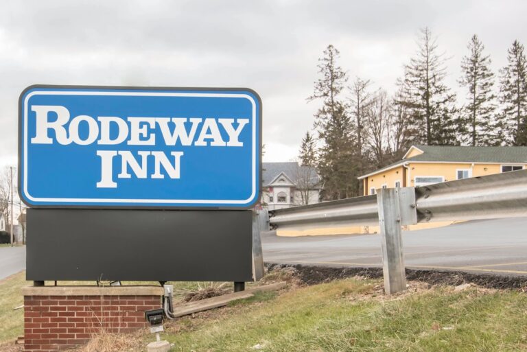 Rodeway Inn Towanda 1 768x513