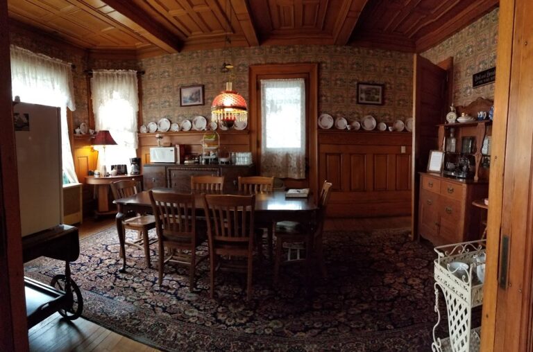 Victorian Charm BB Towanda 2 768x508